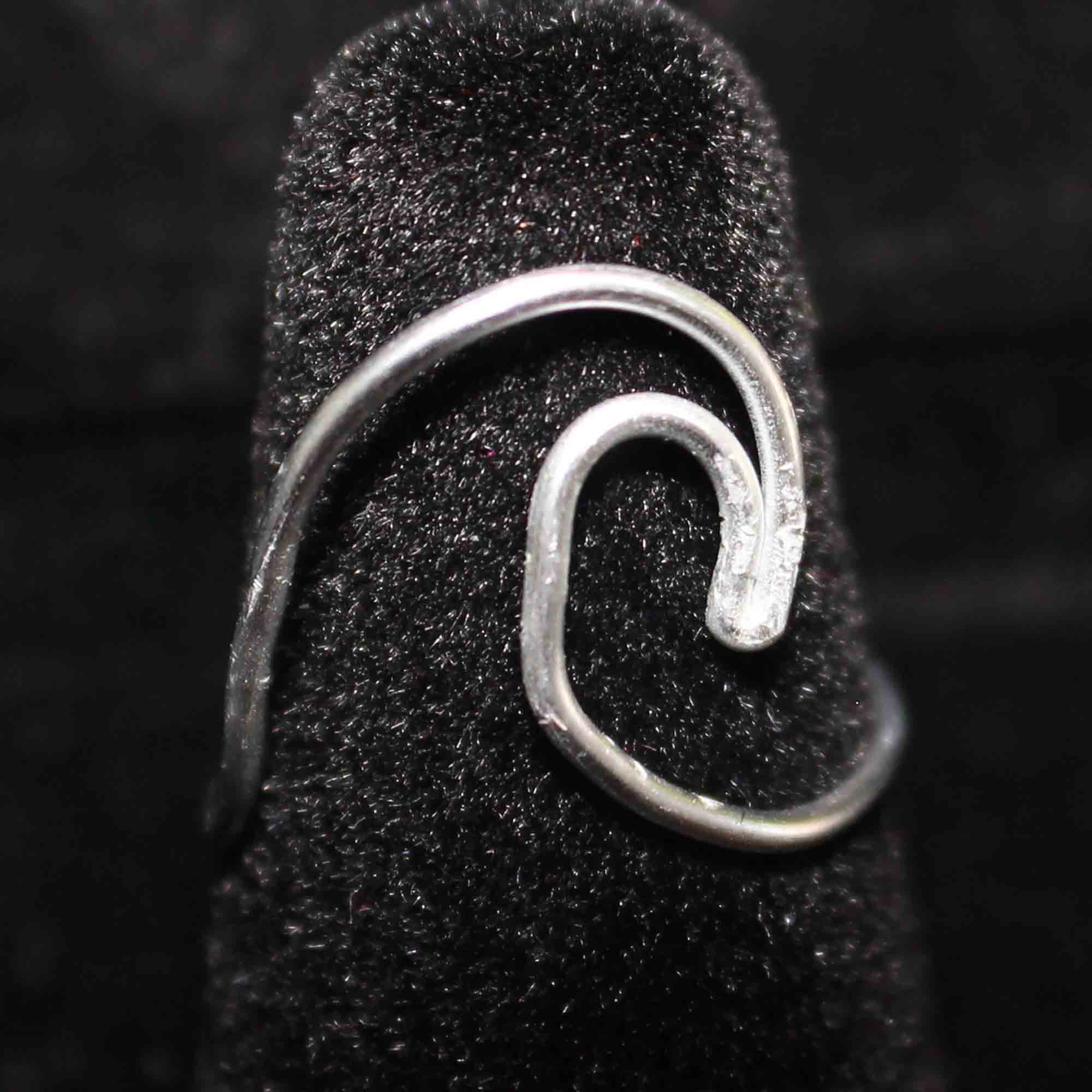 Wave Wire Ring
